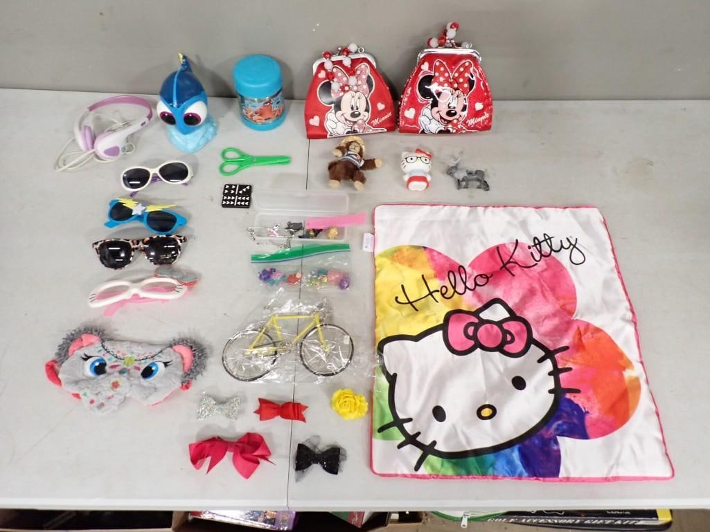 2 Disney Minnie Mouse Purses, Nemo Thermos & Pitcher, Girls Sunglasses, Disney Domino Purses, Hello (1 of 17)