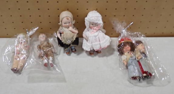 4 dolls including Vintage or Antique 1930's-40's Composition Ethnic Jointed Dolls with Glass Eyes: 4 dolls including Vintage or Antique 1930&#39;s-40&#39;s Composition Ethnic Jointed Dolls with Glass Eyes, Human Hair, 4&#34; Porcelain/Bisque Jointed Dolls All pictures are considered part of the des