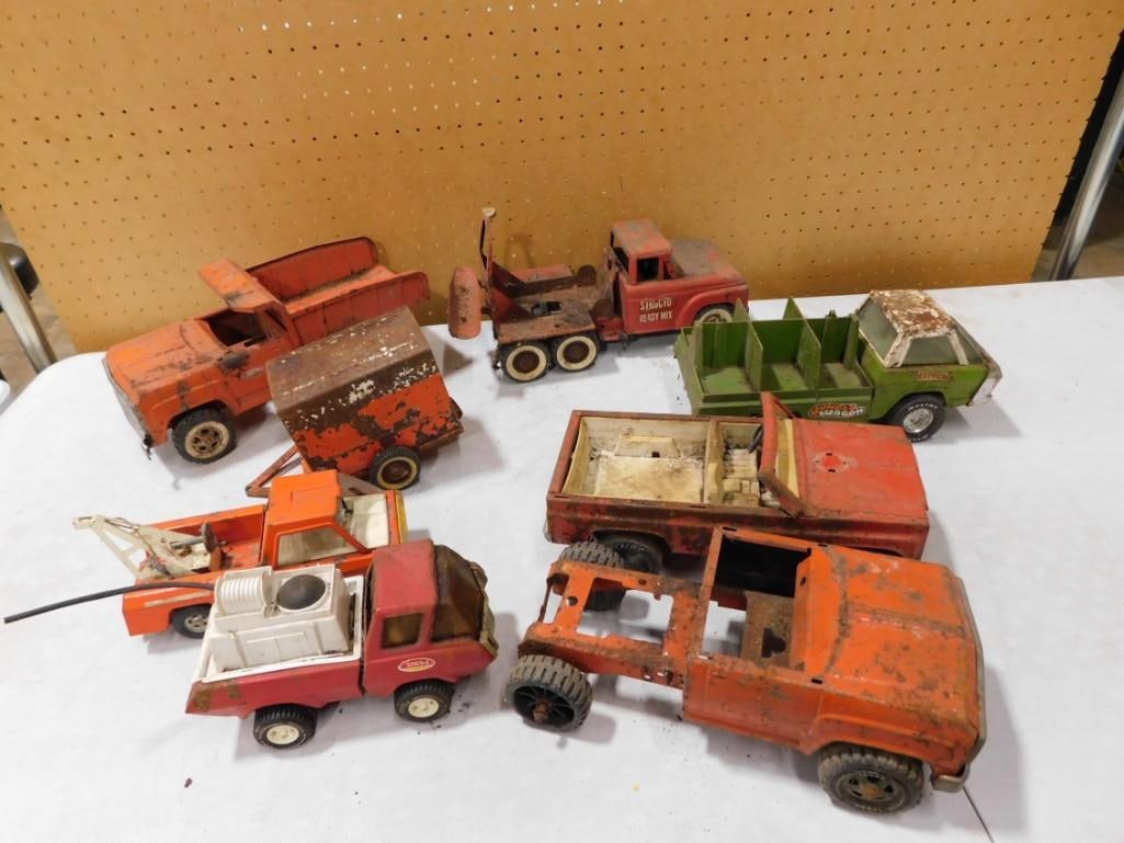 Pressed Steel Toy Trucks, Trailer, Etc incl Structo, Nylint, Tonka, Etc (1 of 9)