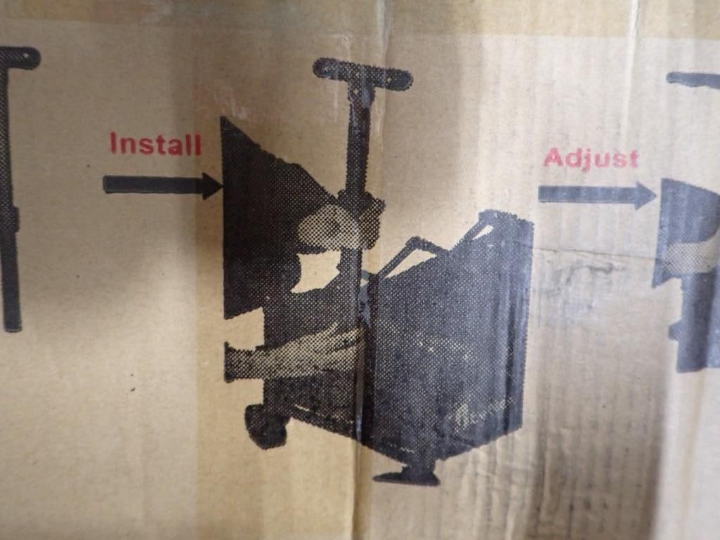 Small foldable wheeled cart / wagon - new in box: Small foldable wheeled cart / wagon - new in box All pictures are considered part of the description and should be examined carefully by bidders. Live Auctioneers is now offering Live Shipping through