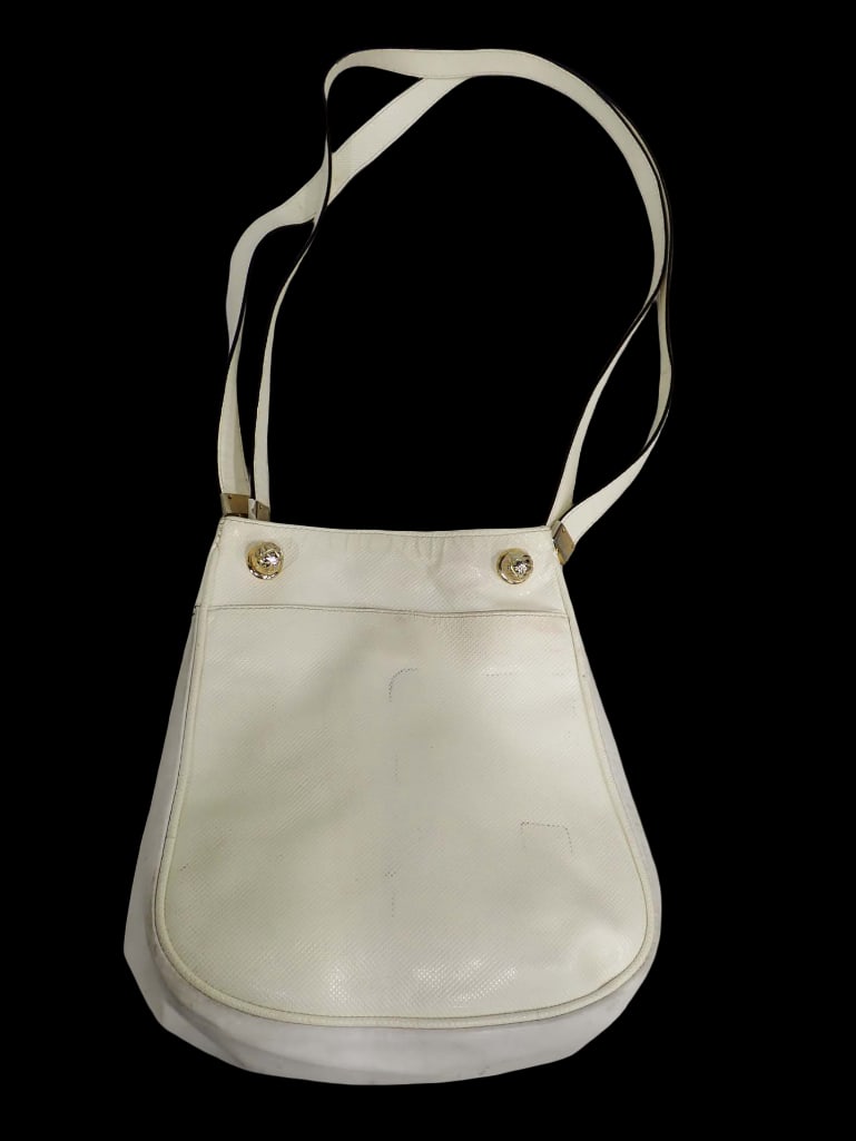 Authentic Bottega Veneta Off White Handbag Purse: Authentic Bottega Veneta Off White Handbag Purse. 10"x11". Shows average wear, minor marks All pictures are considered part of the description and should be examined carefully by b