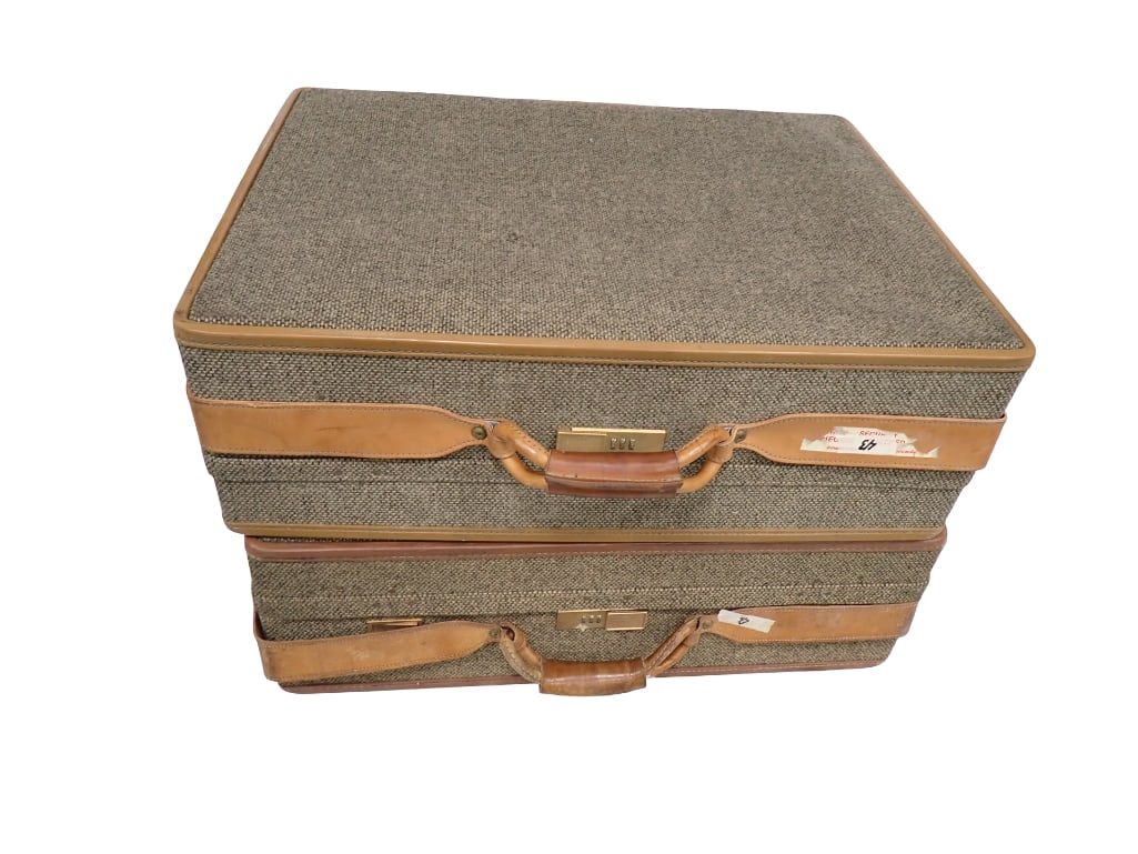 2 Vintage Hartmann Luggage Suitcases: 2 Vintage Hartmann Luggage Suitcases. Each is 24"x20" All pictures are considered part of the description and should be examined carefully by bidders. Live Auctioneers is now offering Li