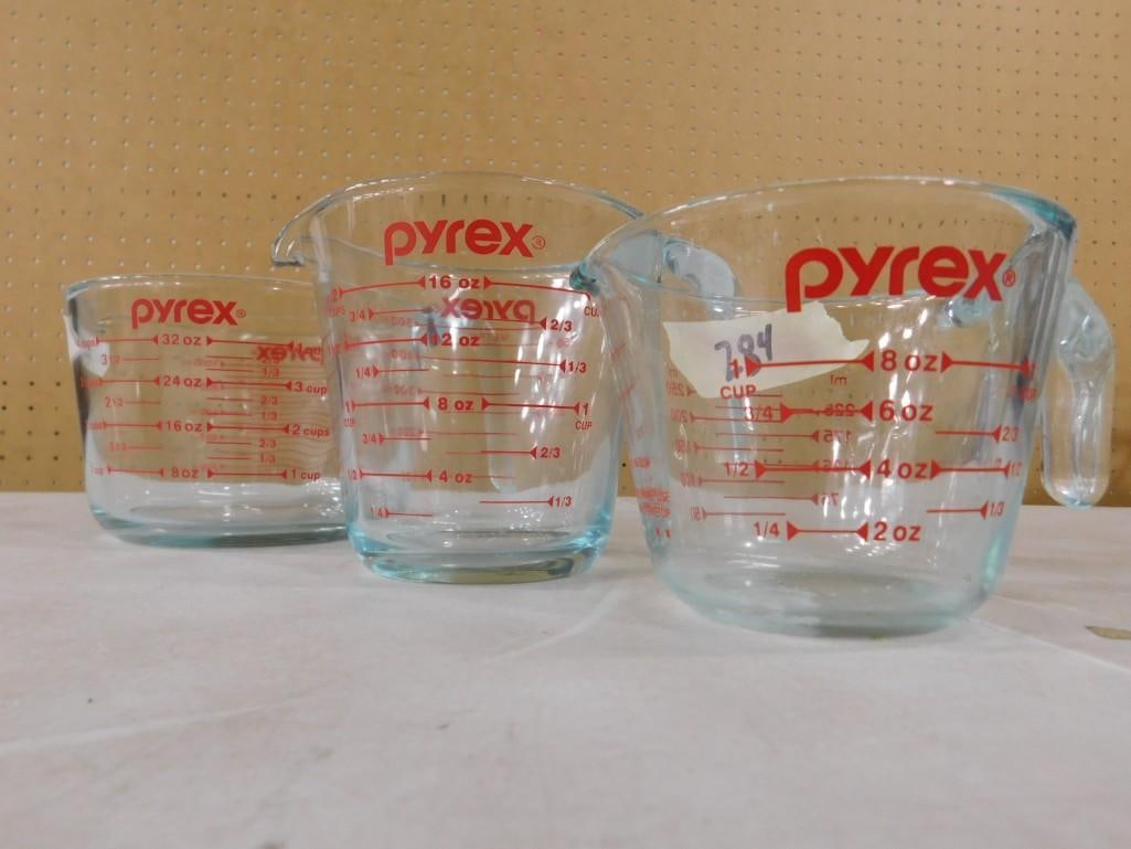 Set of 3 Pyrex Measuring Cups Glass incl 4 Cup, 2 Cup, 1 Cup Sizes (1 of 6)