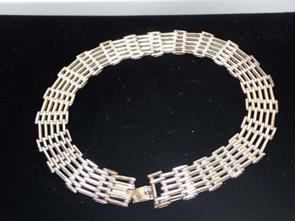 Vintage Sterling Silver Taxco TL-51 Choker Style Necklace 122 Grams Total Weight: Vintage Sterling Silver Taxco TL-51 Choker Style Necklace 122 Grams Total Weight. 16 1/2" x 7/8". Marked Mexico TL-51 .925. Tested for silver. All pictures are considered pa