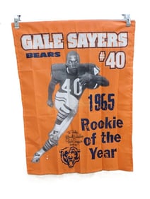 Gale Sayers Chicago Bears Autographed Polyester Hanging - No COA