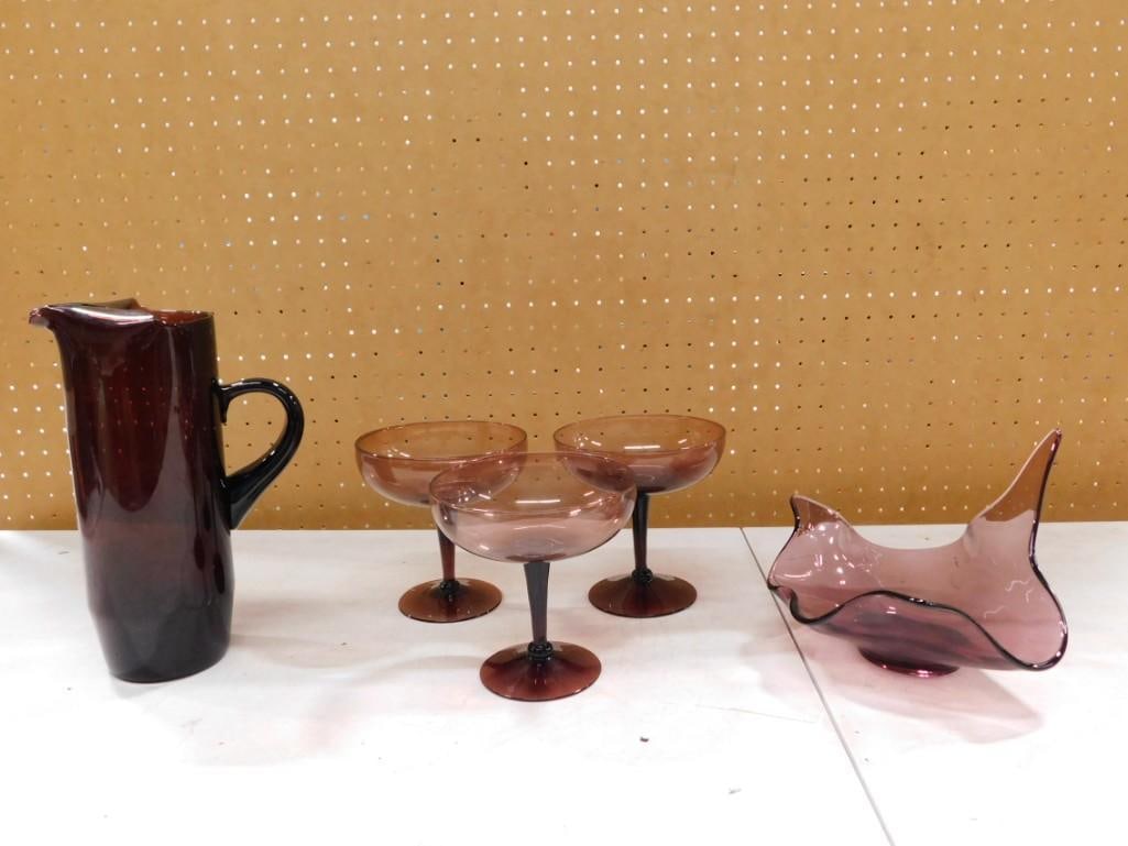 MCM Amethyst Glass incl Abstract Bowl, Pitcher, 3 Stemware Glasses (1 of 10)