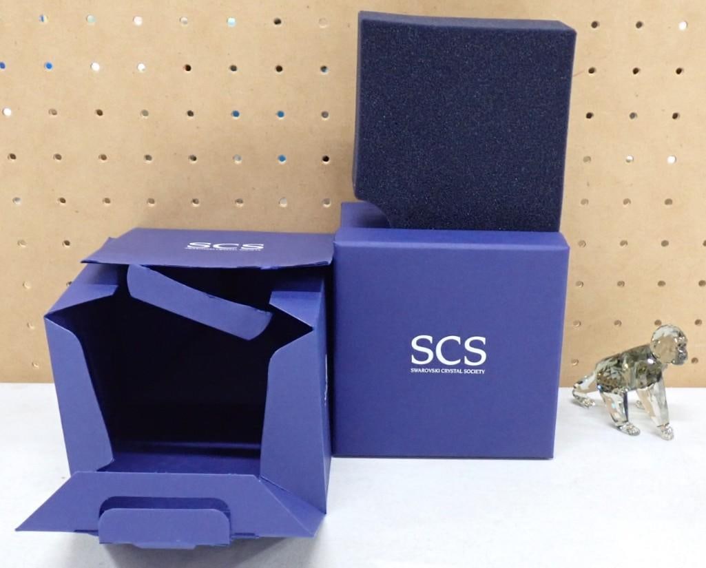 Swarovski Collector Society Crystal Gorilla Youngster 6cm with Box 955440: Swarovski Collector Society Crystal Gorilla Youngster 6cm with Box 955440 All pictures are considered part of the description and should be examined carefully by bidders. Live Auctioneers is now offer