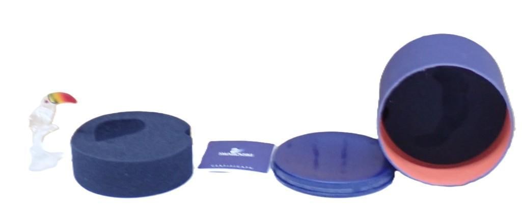 Vintage Swarovski Crystal Feathered Beauties Toucan Bird 234311 Small with Cylindrical Box (1 of 10)