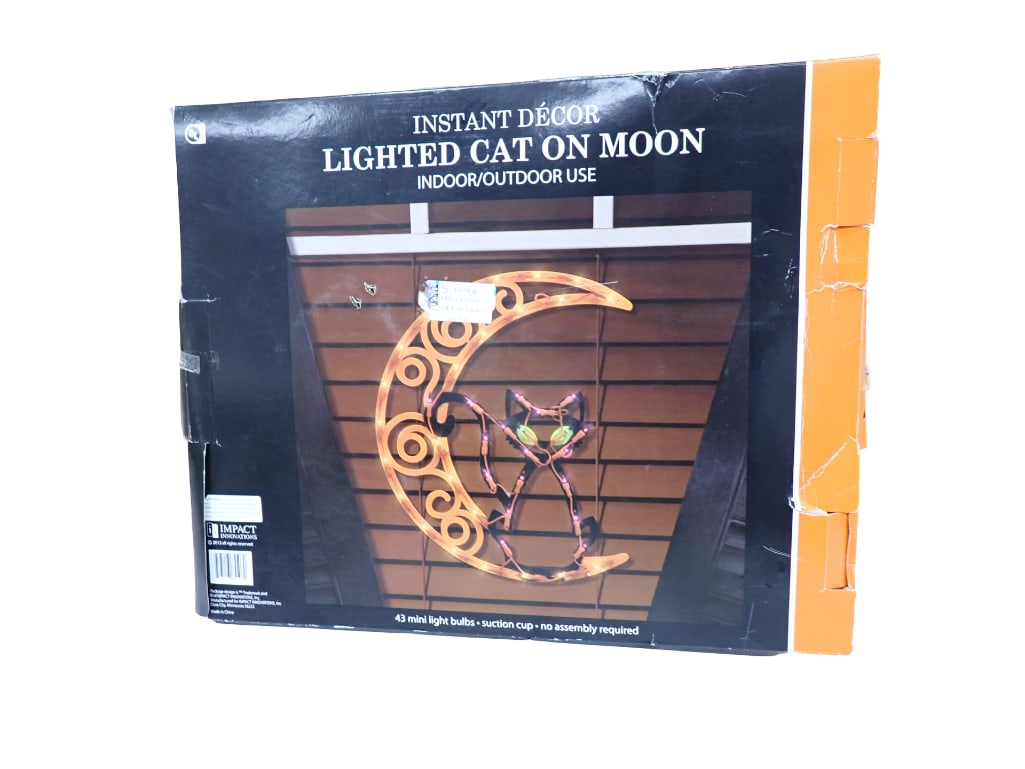 Halloween Lighted Cat on Moon Indoor Outdoor Halloween Decoration in Original Box: Halloween Lighted Cat on Moon Indoor Outdoor Halloween Decoration in Original Box All pictures are considered part of the description and should be examined carefully by bidders. Live Auctioneers is n