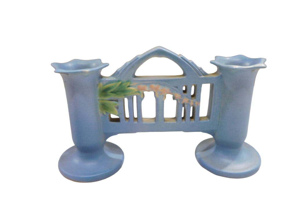 Roseville Pottery Bleeding Hearts Double Bud Vase (1 of 9)