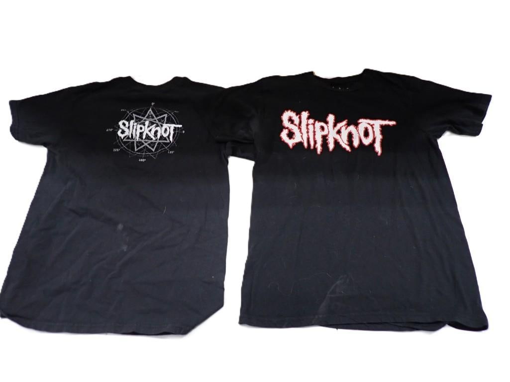 Two Slipknot T-Shirts - One Labeled Size M, the other has no size, but looks about the same: Two Slipknot T-Shirts - One labeled Size M, the other has no size, but looks about the same All pictures are considered part of the description and should be examined carefully by bidders. Live Auctio