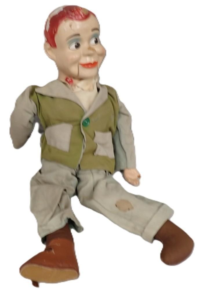 Vintage Jerry Mahoney Ventriloquist Dummy (1 of 7)