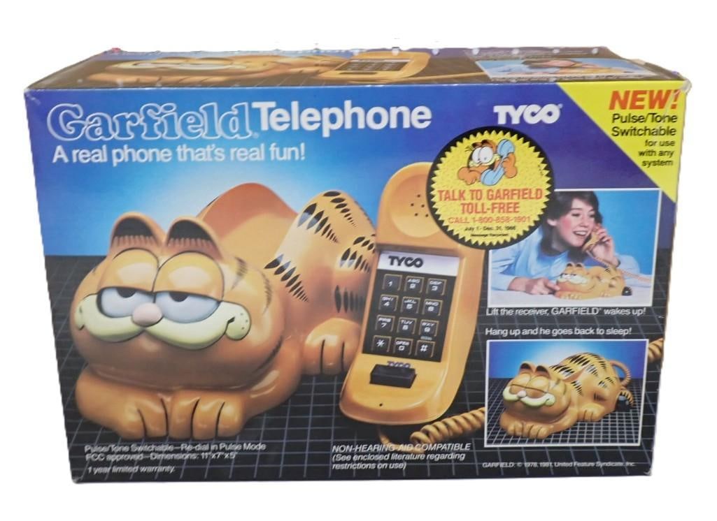 Vintage Tyco Garfield Telephone with original box: Vintage Tyco Garfield Telephone with original box All pictures are considered part of the description and should be examined carefully by bidders. Live Auctioneers is now offering Live Shipping throug