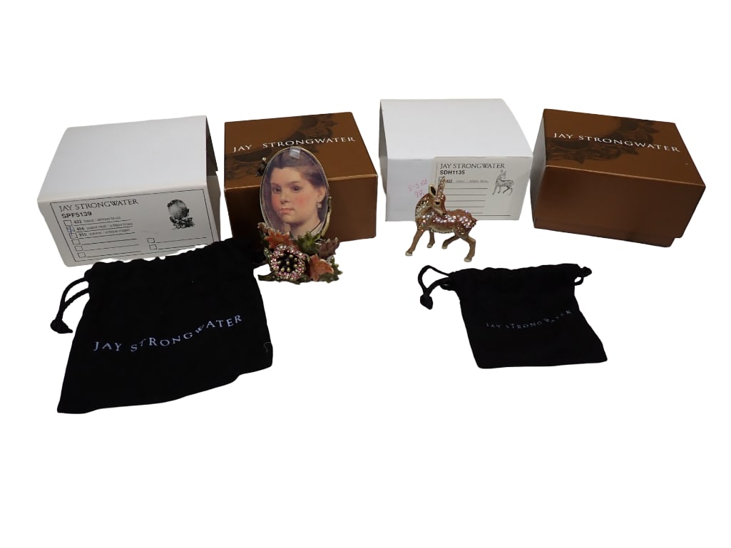 Jay Strongwater Paige Deer Miniature Figurine SDH1135 and Jay Strongwater Mini Picture Frame SPF5139 (1 of 6)