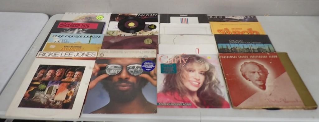 Sealed Barry Manilow Vinyl Record Album plus Carly Simon, Pure Prairie League, Miles Davis, Arlo Gut (1 of 14)