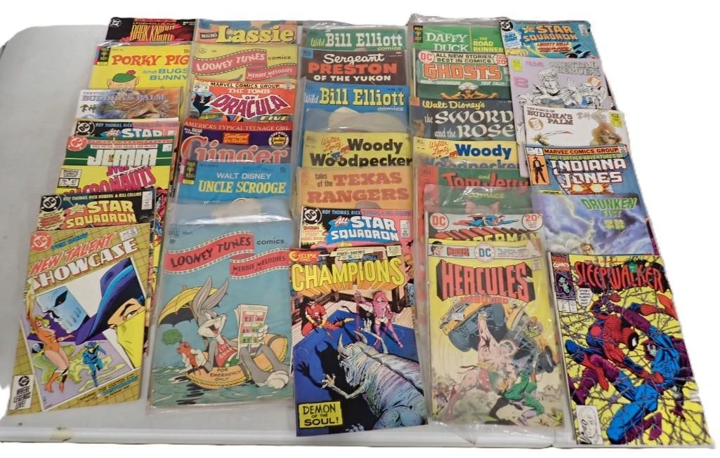 Comic Book Lot including Dark Knight, Porky Pig, Looney Tunes, Wild Bill Elliott, Hercules, Woody Wo (1 of 7)