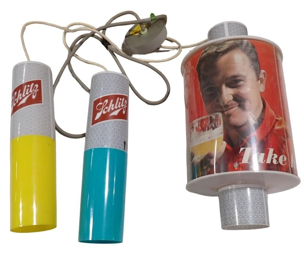 Vintage 1960's Schlitz Rotating Hanging Beer Advertising Lamp (1 of 12)