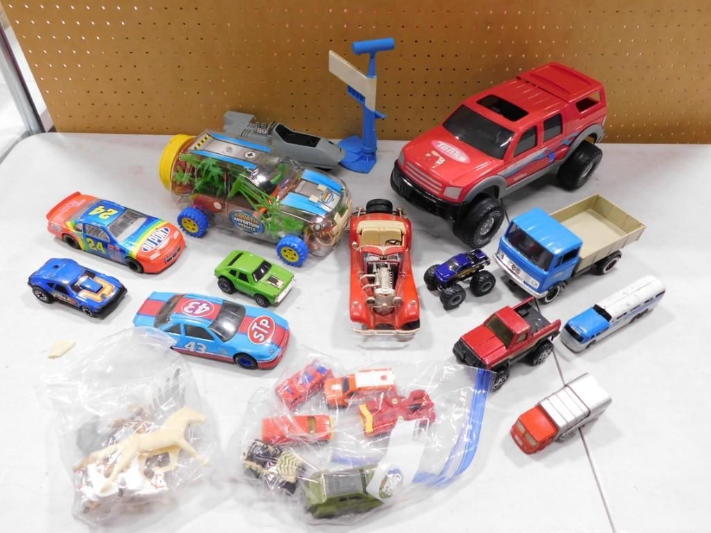 Lot of Toy Cars, Trucks, Vehicles, and Plastic Horses . Includes Tonka, Die Cast, Pressed Steel, etc: Lot of Toy Cars, Trucks, Vehicles, and Plastic Horses . Includes Tonka, Die Cast, Pressed Steel, etc All pictures are considered part of the description and should be examined carefully by bidders.