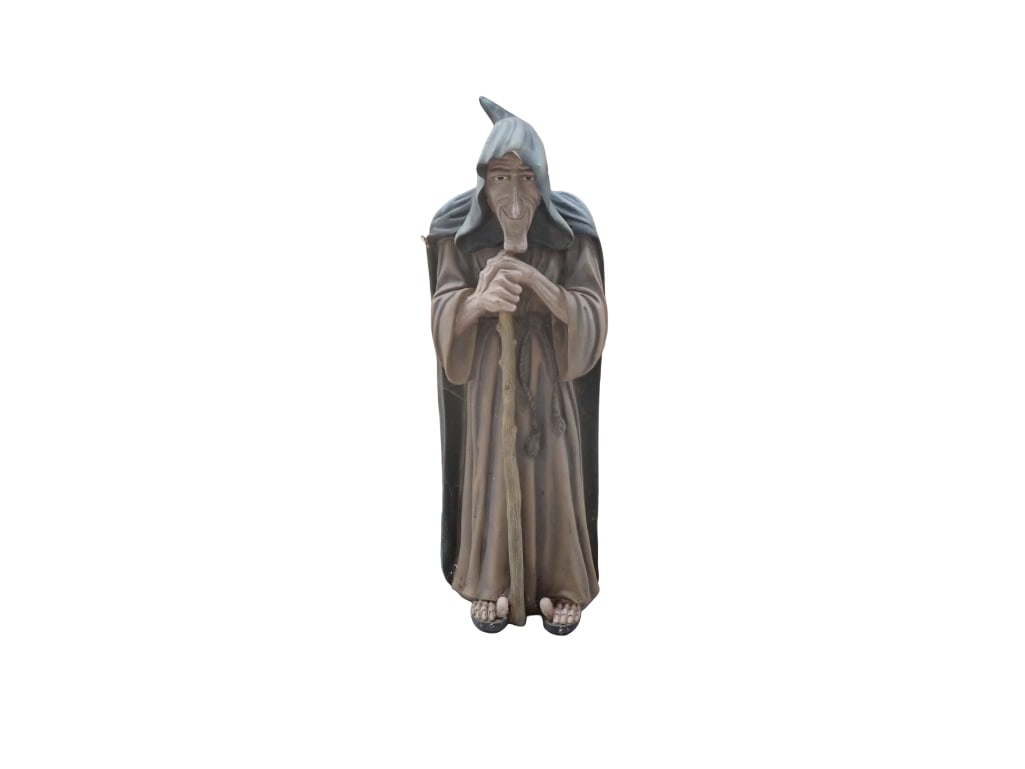 Design Toscano Nature's Wanderer Sculpture: Design Toscano Nature's Wanderer Sculpture All pictures are considered part of the description and should be examined carefully by bidders. Live Auctioneers is now offering Live Shipping through t