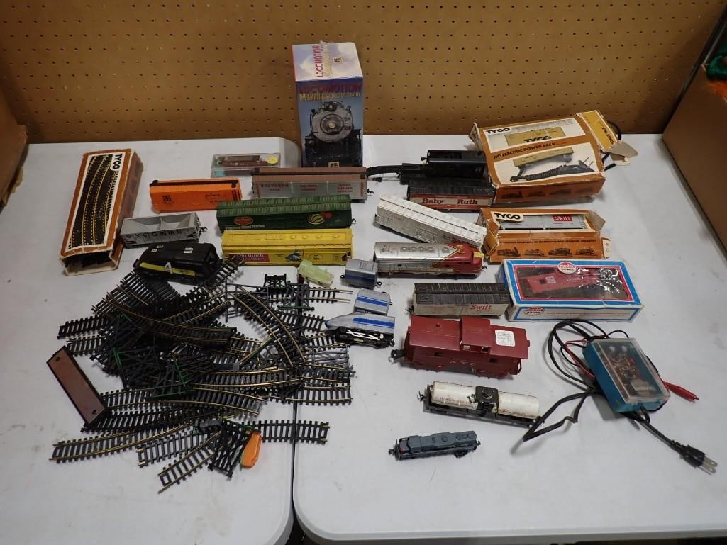 Train Lot including Tyco, Track, Trains, accessories, HO Scale, etc. (1 of 10)