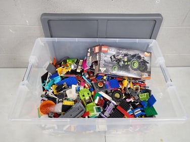 Large Lot of Lego and Lego Style Pieces, Bricks, Toys, Etc