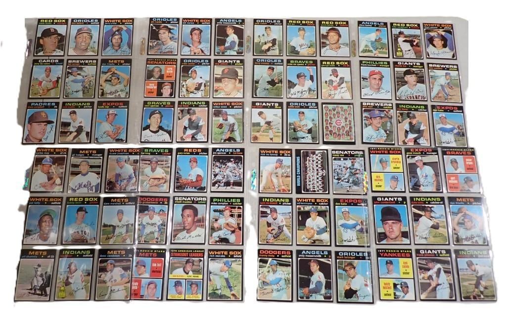 Lot of 72 Topps Baseball Cards from 1971 including Hall of Fame - Gil Hodges, Bill Lee, Chicago Cubs (1 of 10)