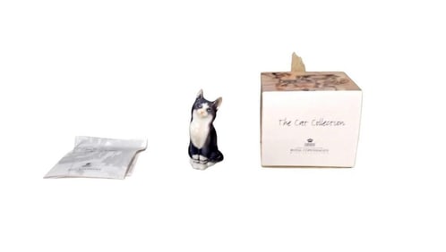 Royal Copenhagen The Cat Collection Gray and White Porcelain Kitty with Original Box #680