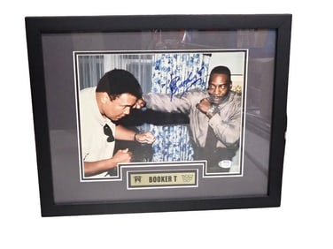 WCW/WWE Wrestling Booker T Autographed Framed Picture with PSA COA - Measures roughly 15x12"