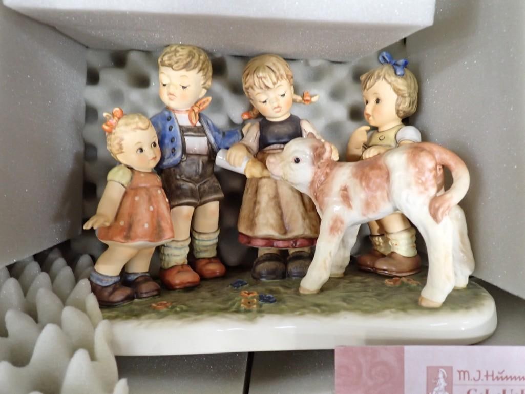 Goebel Hummel Farm Days Figurine 1939 in Original Box Hum 2165 (1 of 10)