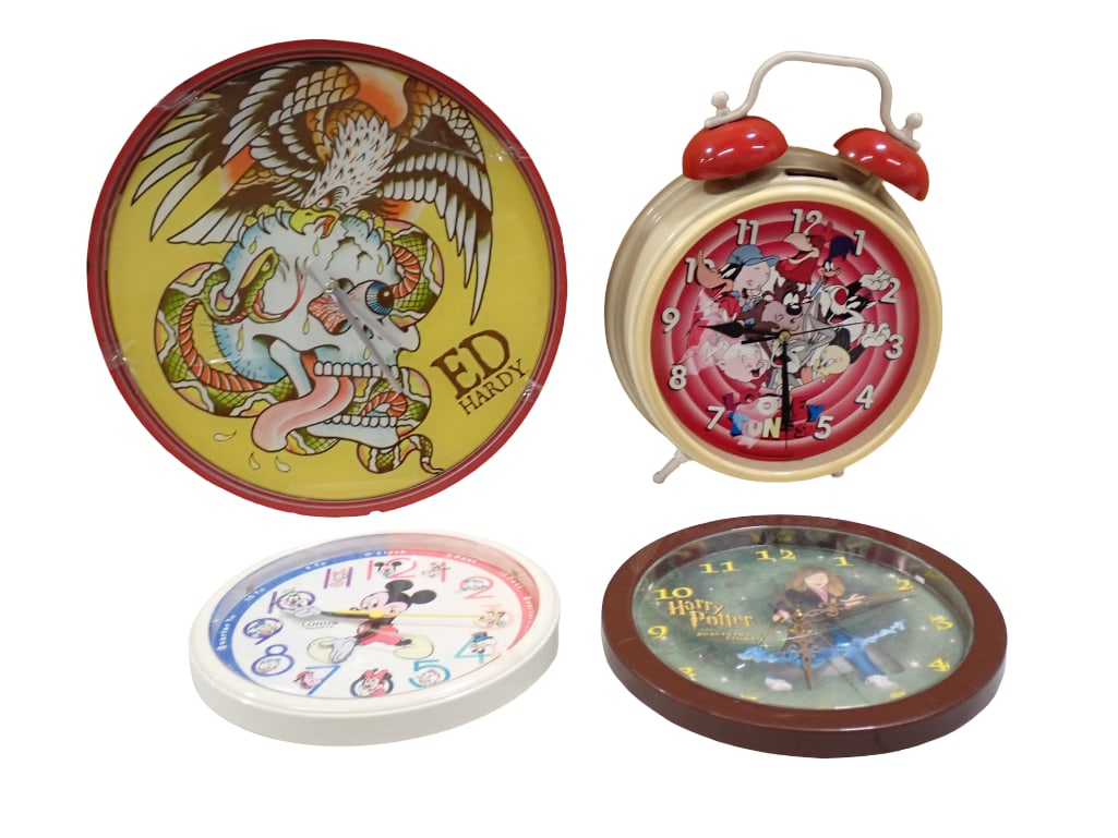 4 Clocks incl Ed Hardy Eagle on Skull Clock, Warner Bros, Disney Mickey Mouse, Harry Potter (1 of 10)