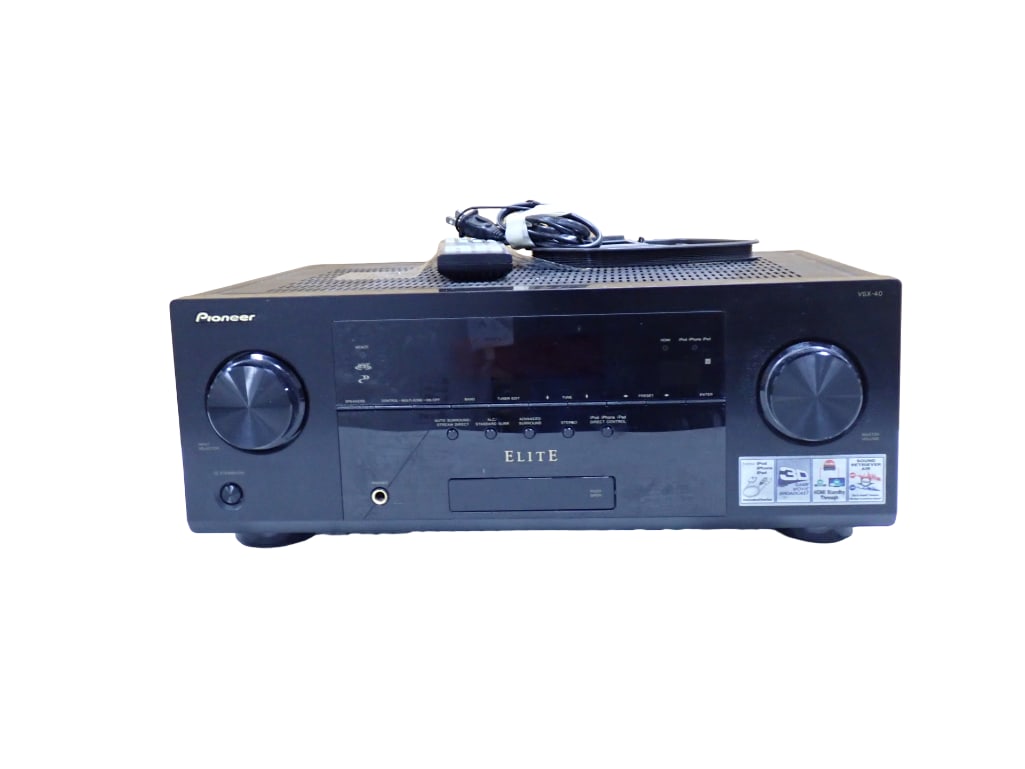 Pioneer Model VSX-40 Stereo Receiver (1 of 5)
