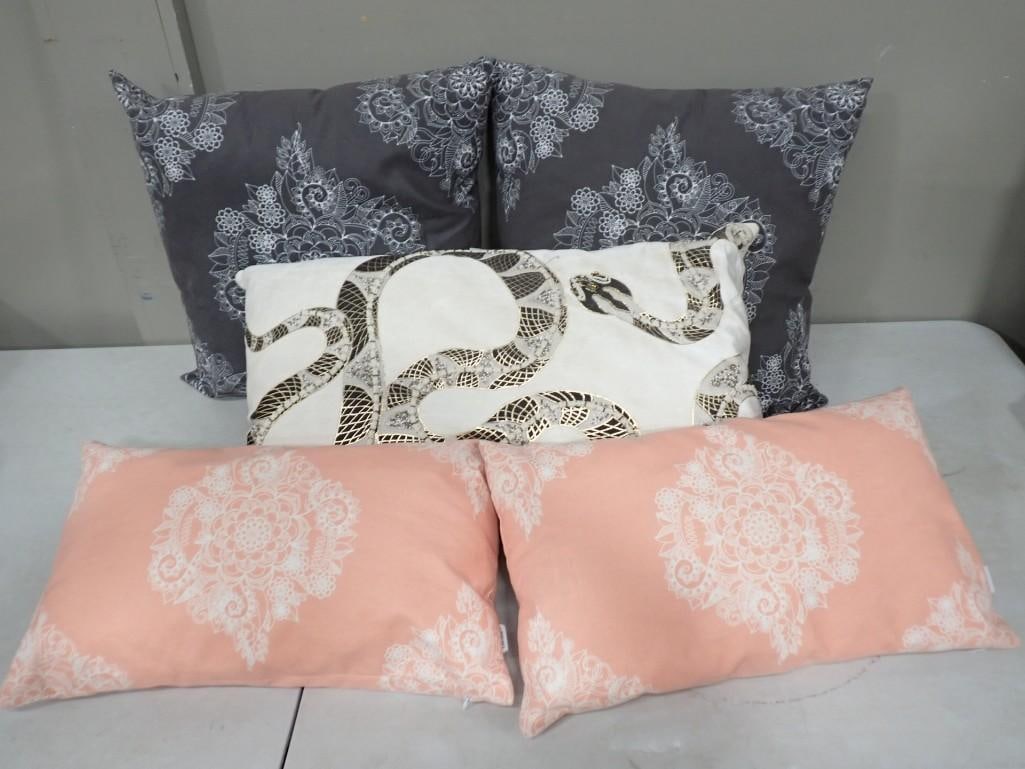Lot of Decorative Pillows including Calitime, Snake Pattern, etc.: Lot of Decorative Pillows including Calitime, Snake Pattern, etc. All pictures are considered part of the description and should be examined carefully by bidders. Live Auctioneers is now offering Live