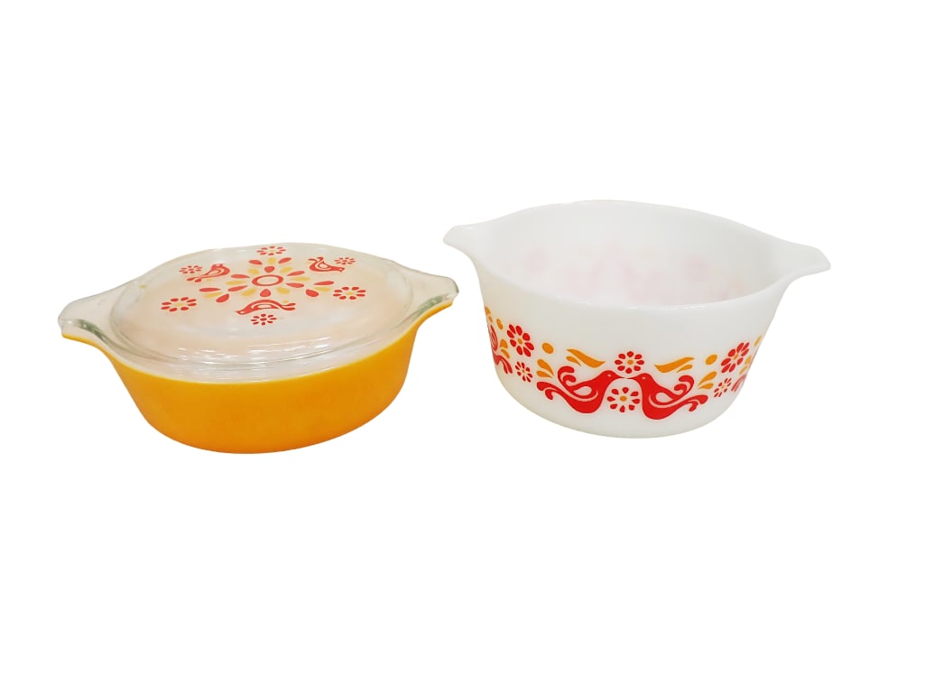 Vintage Pyrex Friendship Pattern 470-C 1 Qt Round Casserole 473 and 1 Pt Round Casserole 471 with C: Vintage Pyrex Friendship Pattern 470-C 1 Qt Round Casserole 473 and 1 Pt Round Casserole 471 with Clear Patterned Lid (1971-72) All pictures are considered part of the description and should be exami