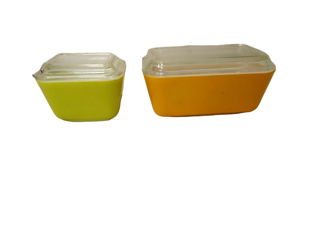 Vintage Pyrex Daisy Pattern Refrigerator Set Fridgies 502 1.5 pt. Light Orange with Clear Ridged Li (1 of 3)