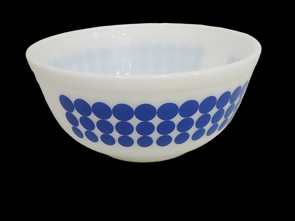 Vintage Pyrex Blue Dot Mixing Bowl  403 circa 1968-1973 (1 of 3)