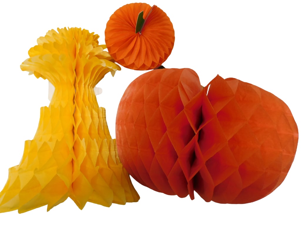 Lot of 3 Vintage Honeycomb Fall Decor Including Small Pumpkin, Large Pumpkin and Corn Stalk (1 of 2)