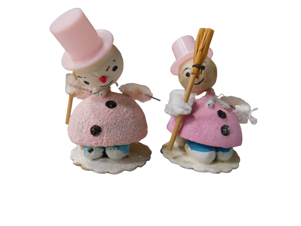 Lot of 2 Vintage Pink Mini Snowmen (1 of 4)