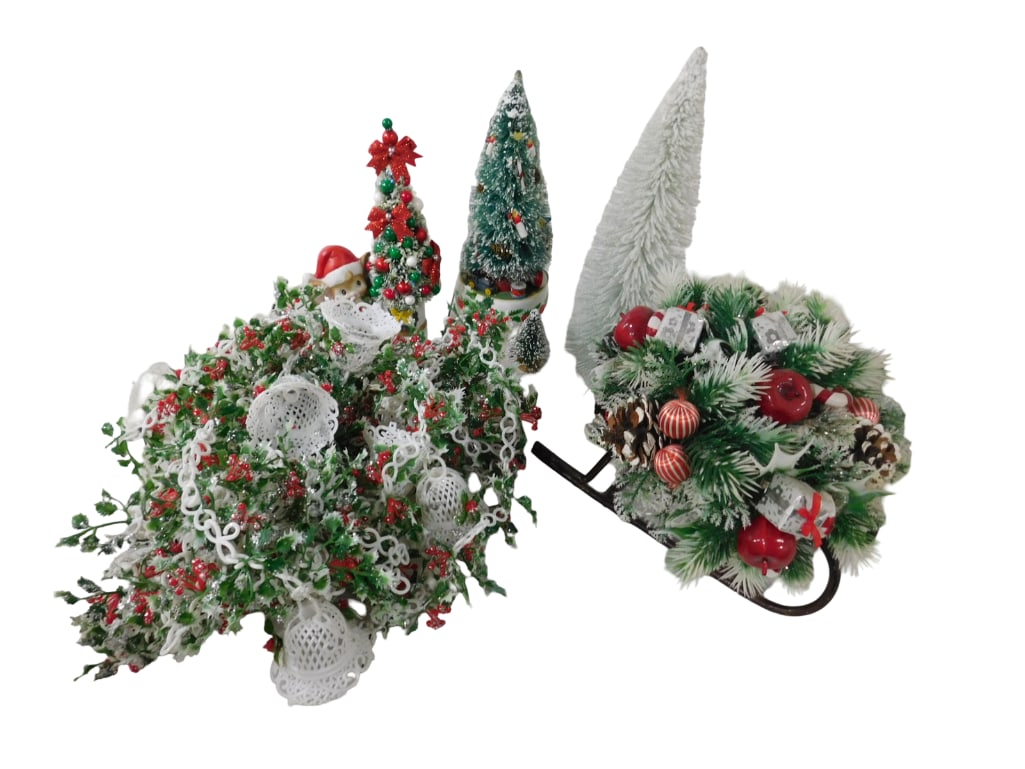 Variety Lot of Vintage Christmas Including Bottle Brush Tree Music Box, Santa Mouse with Bottle Brus (1 of 5)