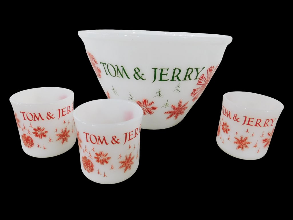 Vintage Fire King Tom and Jerry Punch Bowl and 3 Mug (1 of 3)