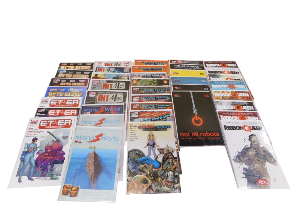 38 Comic Books incl Byte Sized, Et-Er, Hit Me, Mann's World, Marjorie Finnegan: Temporal Criminal, N: 38 Comic Books incl Byte Sized, Et-Er, Hit Me, Mann's World, Marjorie Finnegan: Temporal Criminal, New Think, Not All Robots, The Ribbon Queen All pictures are considered part of the description a
