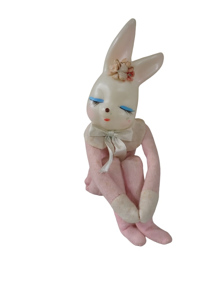 Vintage Made In Japan Kneehugger Bunny (1 of 5)