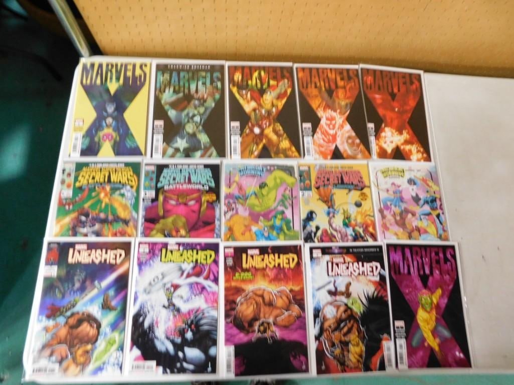 15 Comics incl Marvel Super Heroes Secret Wars: Battleworld, Marvel Unleashed, Marv (1 of 1)