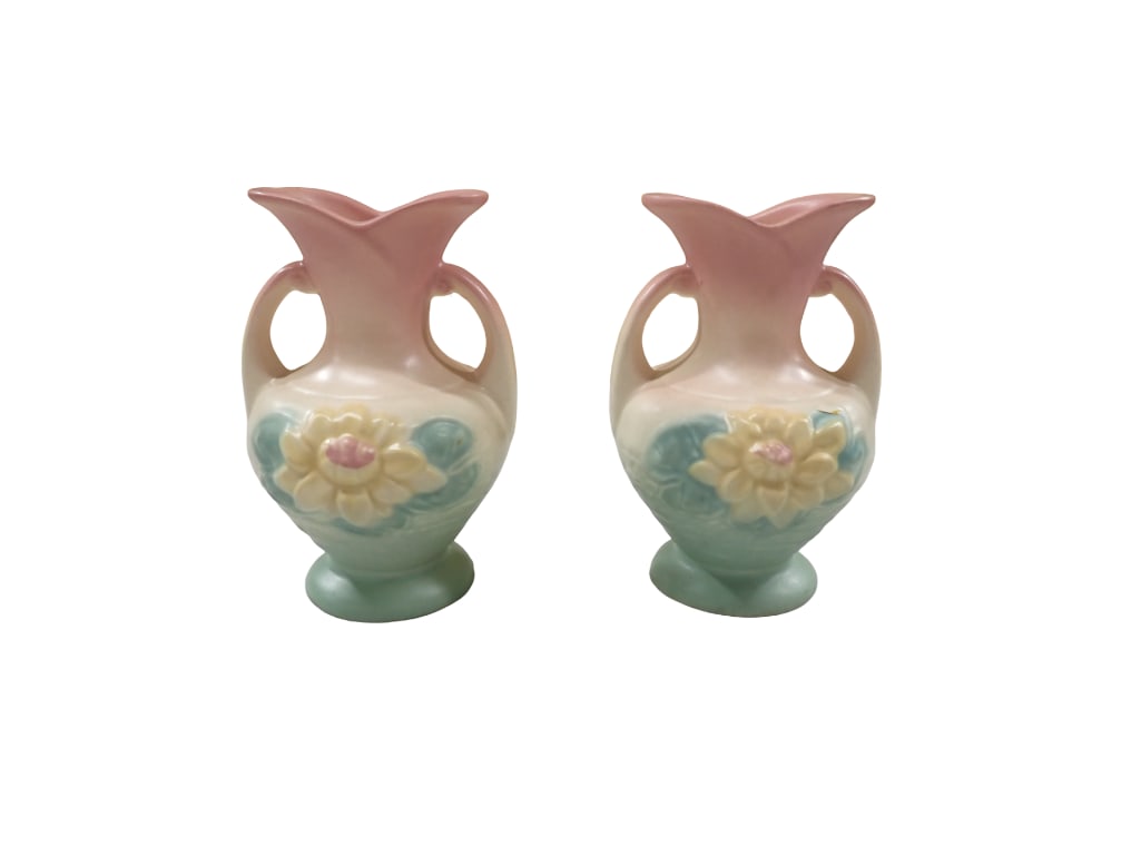 2 Vintage Hull Art Pottery Water Lily Vases (1 of 9)