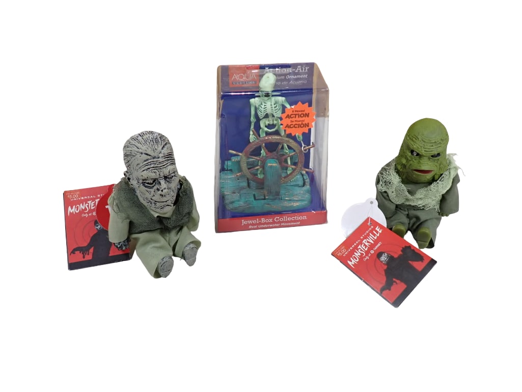 Halloween Lot incl 2 Monsterville Target Exclusive Toys and a Skeleton Aquarium Ornament All New (1 of 10)