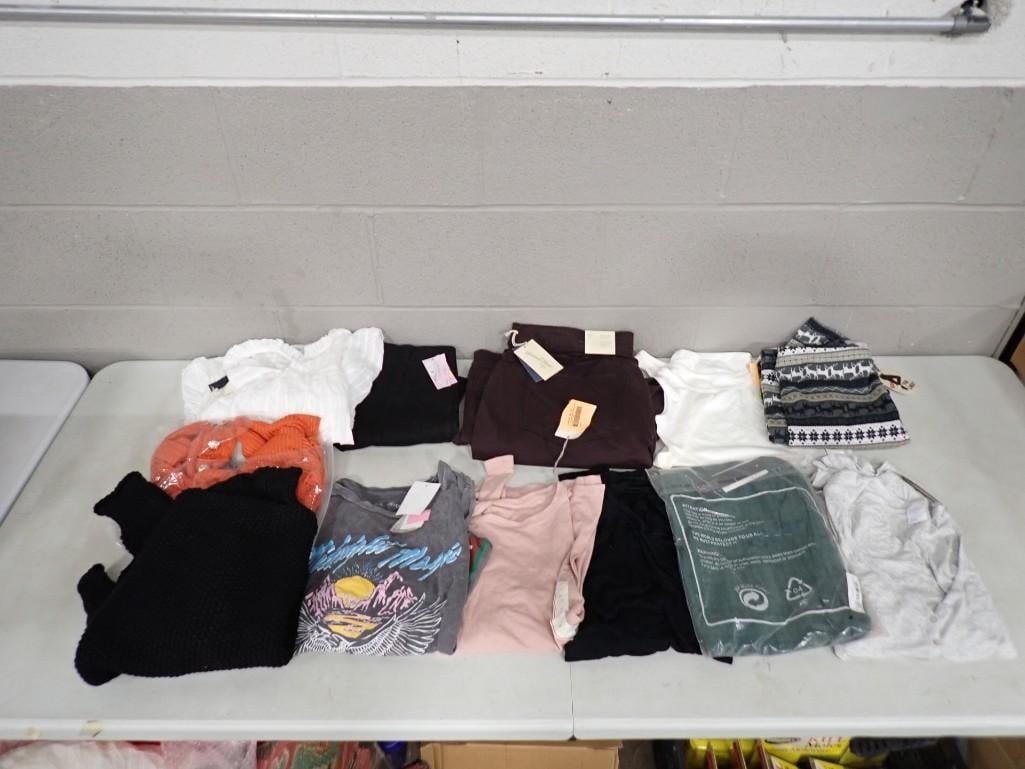 Lot of New Shirts Most with Tags: Lot of New Shirts Most with Tags All pictures are considered part of the description and should be examined carefully by bidders. Live Auctioneers is now offering Live Shipping through them. This is a