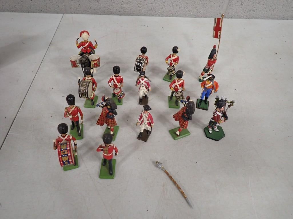 Vintage Toy Soldiers - Band Players including Bag Pipes, Drums, etc. British Soldiers: Vintage Toy Soldiers - Band Players including Bag Pipes, Drums, etc. British Soldiers All pictures are considered part of the description and should be examined carefully by bidders. Live Auctioneers