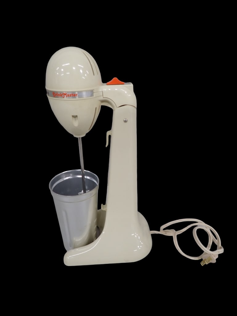 Hamilton Beach Scovill Drink Master Drink Mixer or Shake Maker with Metal Cup (1 of 9)