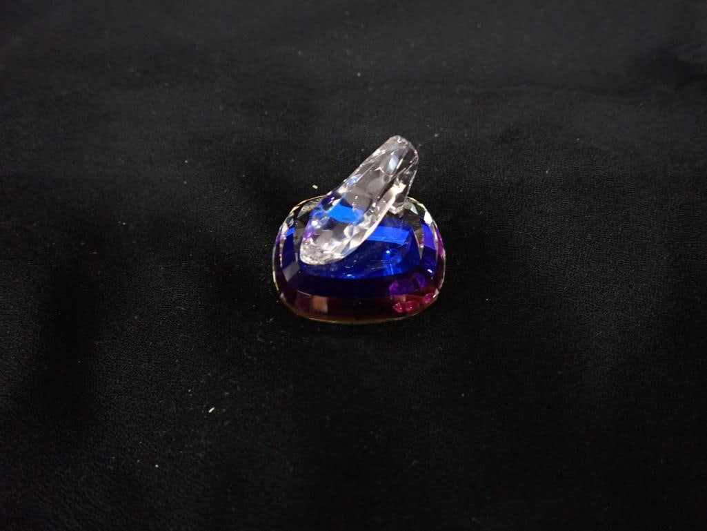 Cinderella's Glass Slipper - Crystal Slipper with Disney Etching: Cinderella's Glass Slipper - Crystal Slipper with Disney Etching All pictures are considered part of the description and should be examined carefully by bidders. Live Auctioneers is now offering