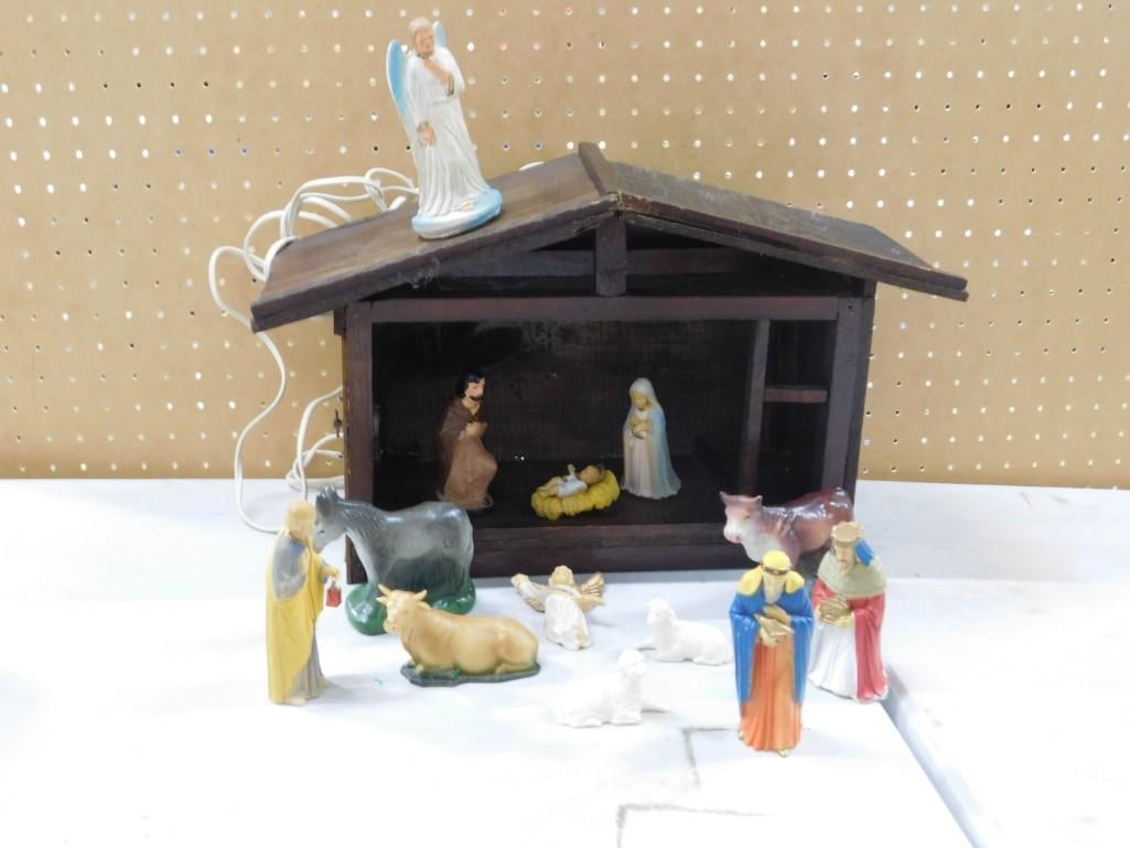 Vintage Circa 1950's Nativity Set - comes with everything as shown (1 of 8)