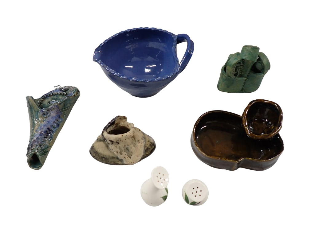 Pottery Lot incl a Piece by Artist Annette Perone Leiber: Pottery Lot incl a Piece by Artist Annette Perone Leiber All pictures are considered part of the description and should be examined carefully by bidders. Live Auctioneers is now offering Live Shippi